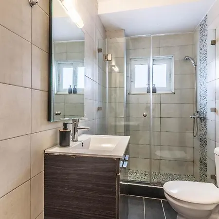 Aris Neos Kosmos Apartment Athens