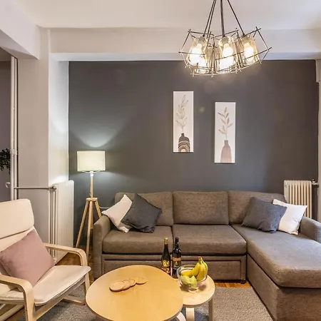 Apartment Aris Neos Kosmos